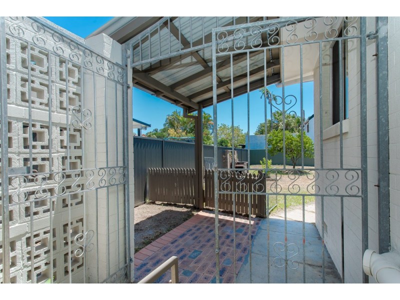 64 Cornelius Street, Clontarf QLD 4019