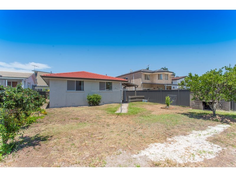 64 Cornelius Street, Clontarf QLD 4019