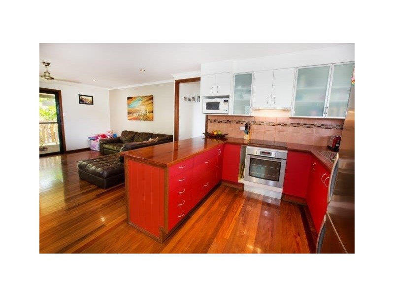 191 Scarborough Road, Scarborough QLD 4020