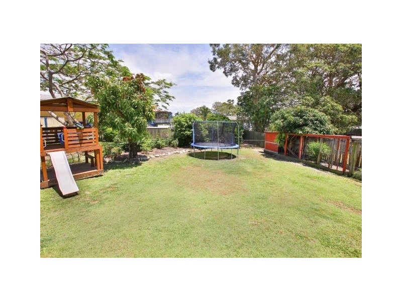 191 Scarborough Road, Scarborough QLD 4020