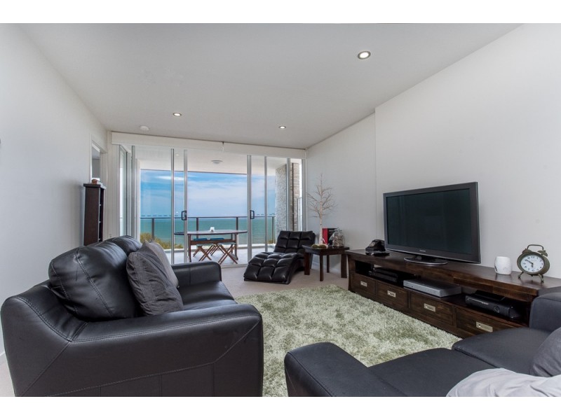 402/87 Marine Parade, Redcliffe QLD 4020