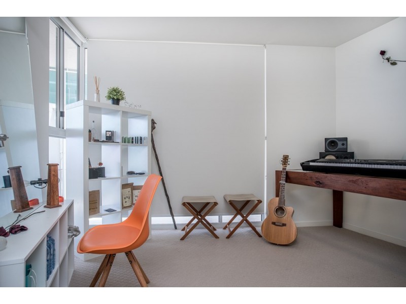 402/87 Marine Parade, Redcliffe QLD 4020