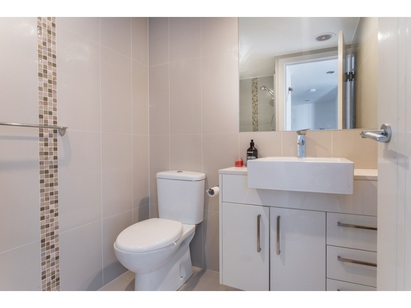 402/87 Marine Parade, Redcliffe QLD 4020