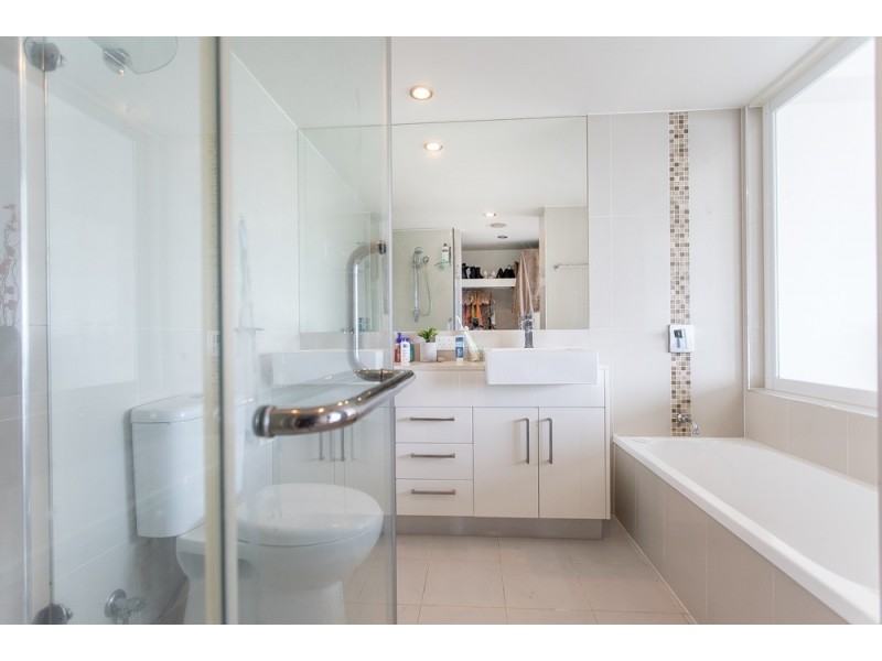 402/87 Marine Parade, Redcliffe QLD 4020