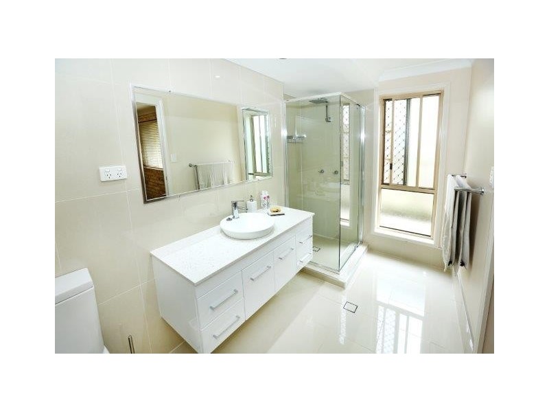 2 Bailey Street, Woody Point QLD 4019