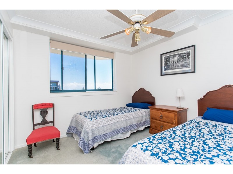 18/69 Marine Parade, Redcliffe QLD 4020