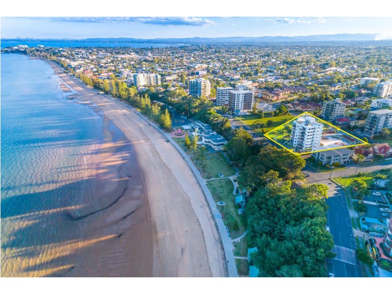 18/69 Marine Parade, Redcliffe QLD 4020