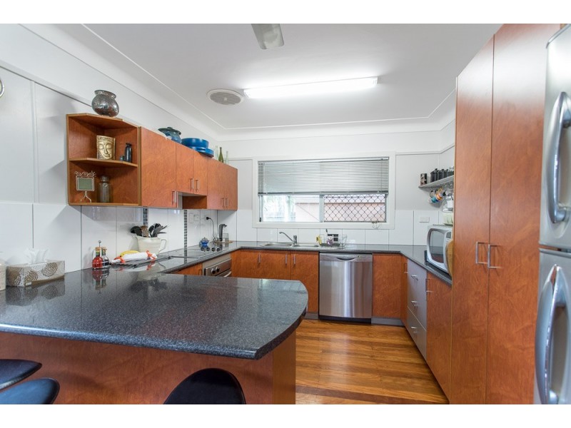 22 Watson Street, Clontarf QLD 4019