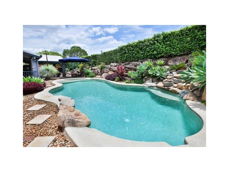 2 Aquarius Place, Bridgeman Downs QLD 4035