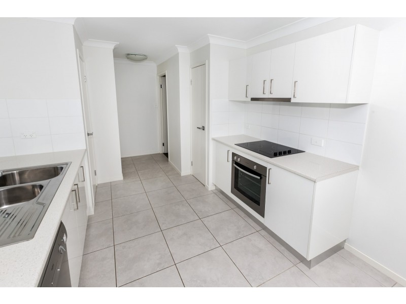 1/287 Kitchener Road, Stafford Heights QLD 4053