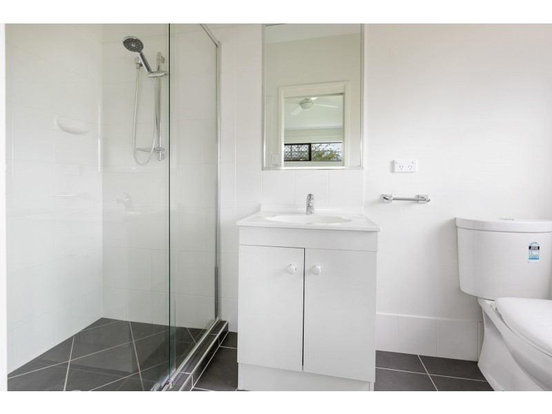 1/287 Kitchener Road, Stafford Heights QLD 4053