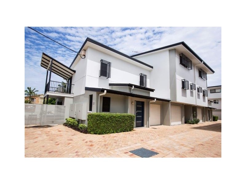 2/25 Georgina Street, Woody Point QLD 4019