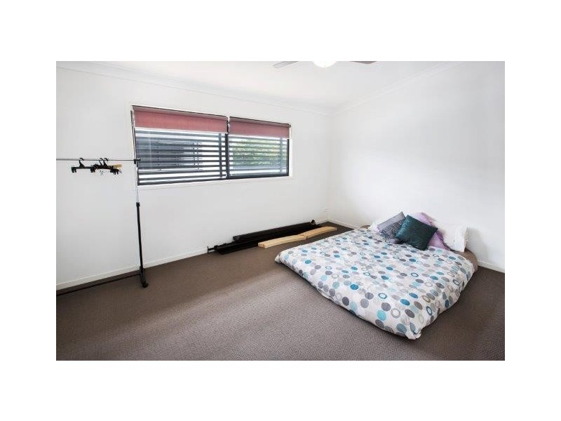 2/25 Georgina Street, Woody Point QLD 4019