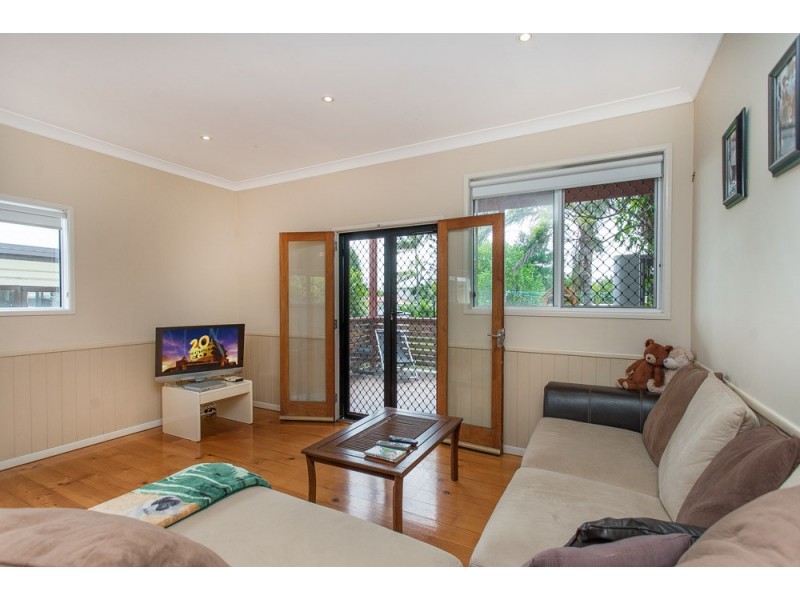 18 Water Street, Deception Bay QLD 4508