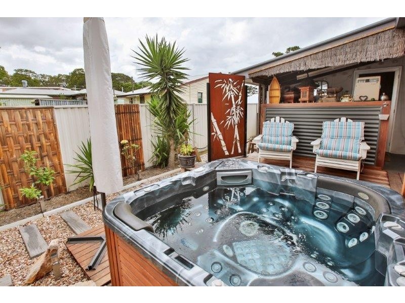 3 Captain Cook Pde, Deception Bay QLD 4508