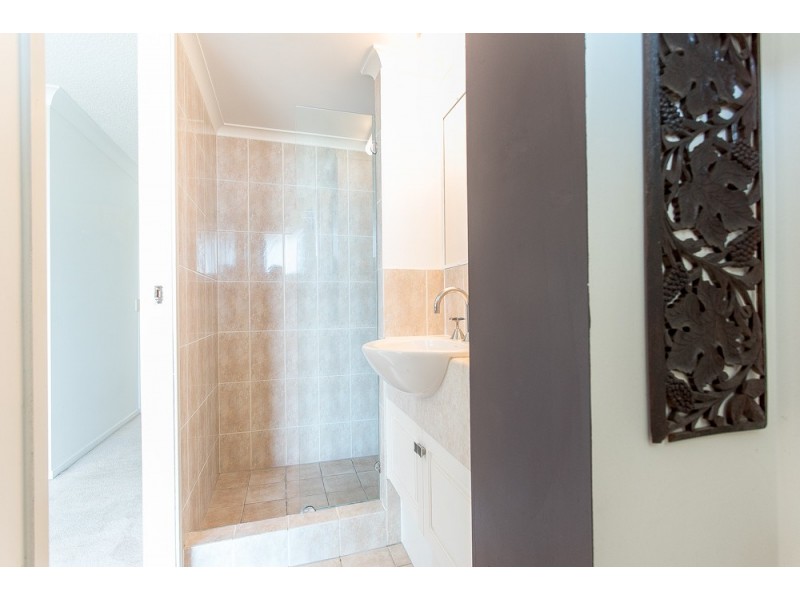 17/69 Marine Pde, Redcliffe QLD 4020