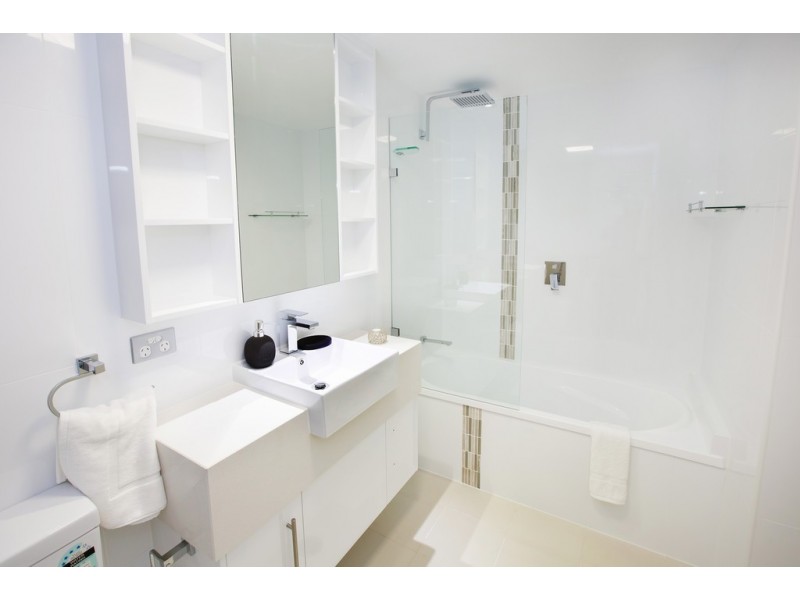 7/80 Hornibrook Esplanade, Clontarf QLD 4019