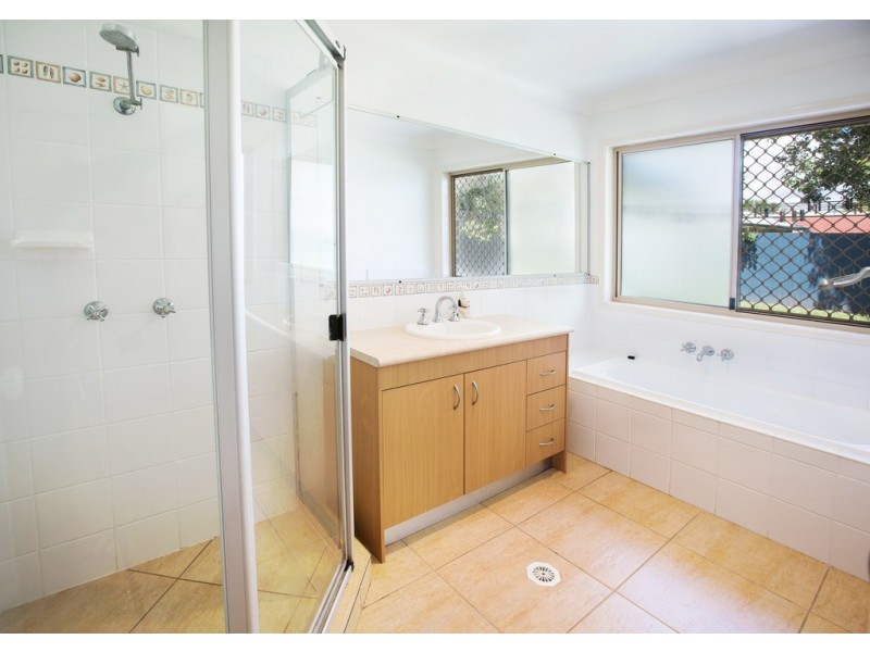 16 Bateman Street, Deception Bay QLD 4508