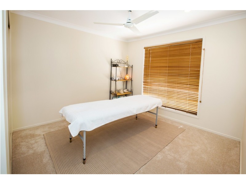 16 Bateman Street, Deception Bay QLD 4508
