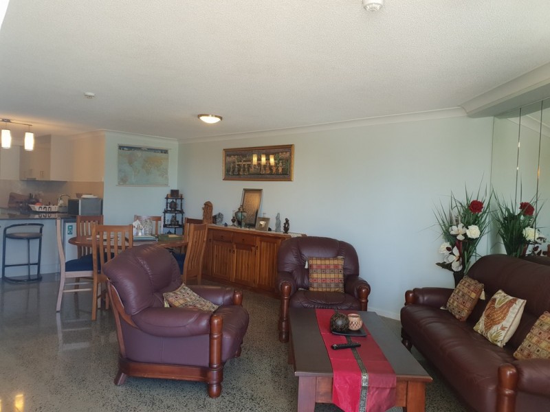 2/69 Marine Parade, Redcliffe QLD 4020