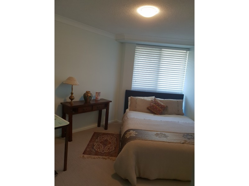 2/69 Marine Parade, Redcliffe QLD 4020