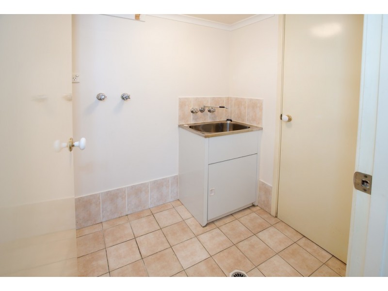 2/69 Marine Parade, Redcliffe QLD 4020