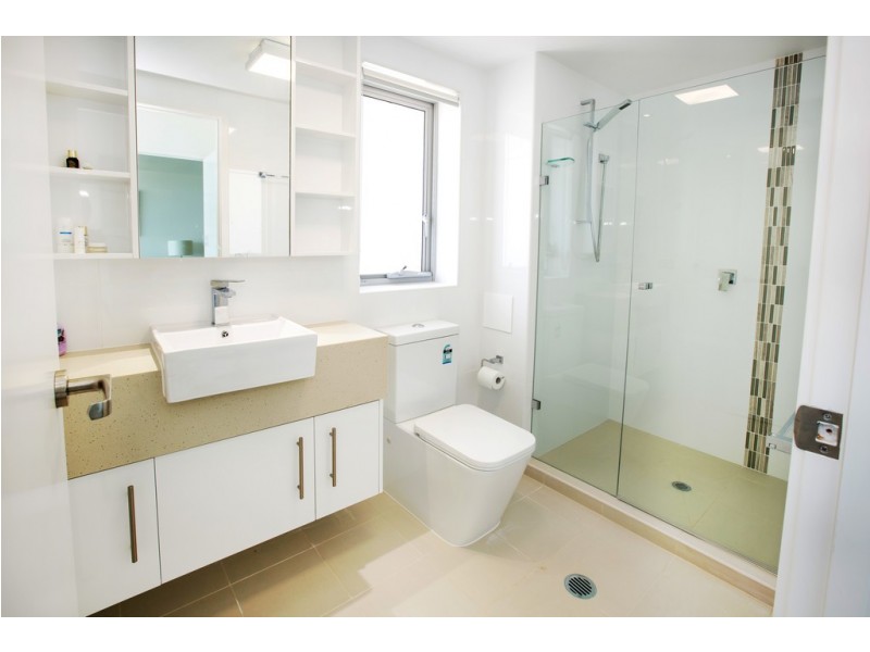 40/80 Hornibrook Esplanade, Clontarf QLD 4019