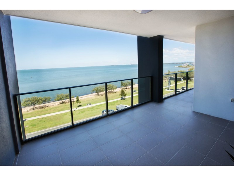 40/80 Hornibrook Esplanade, Clontarf QLD 4019