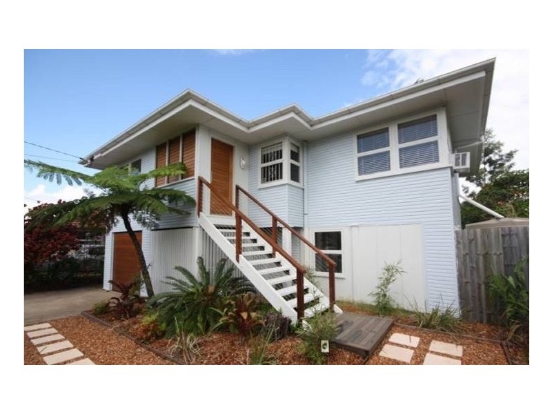 24 Watson Street, Clontarf QLD 4019