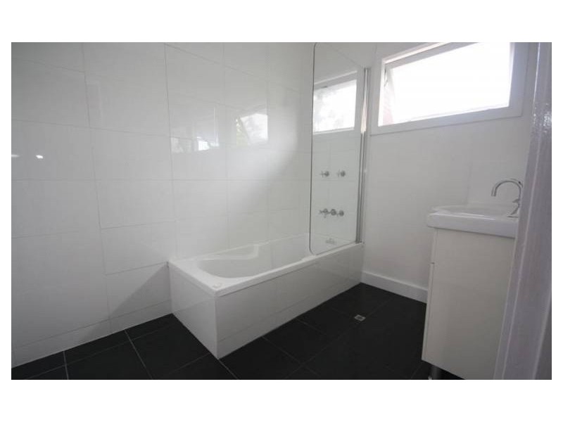 24 Watson Street, Clontarf QLD 4019