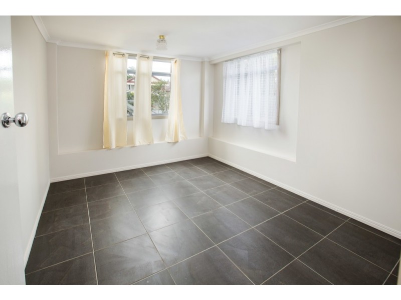 13 Jeays Street, Scarborough QLD 4020