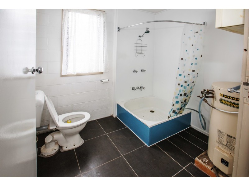 13 Jeays Street, Scarborough QLD 4020