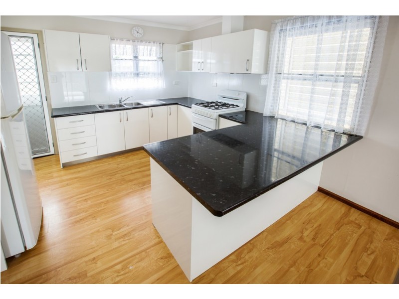 13 Jeays Street, Scarborough QLD 4020