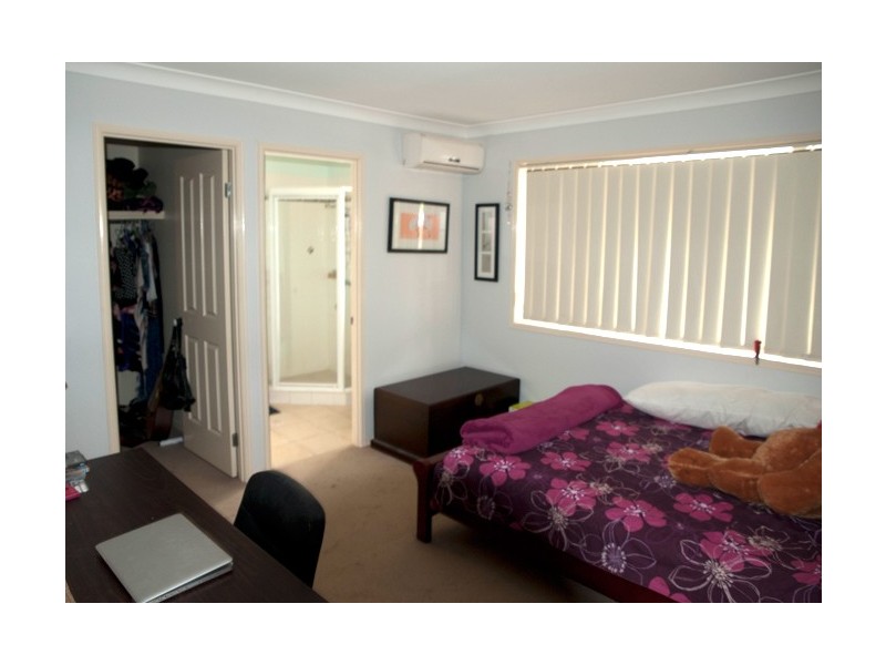 80 Sheaves Road, Kallangur QLD 4503