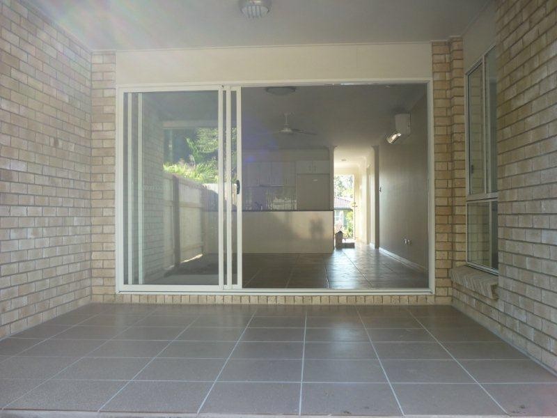 12a Poinciana Street, Wynnum West QLD 4178
