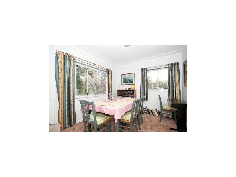 32 Dunns Terrace, Scarborough QLD 4020
