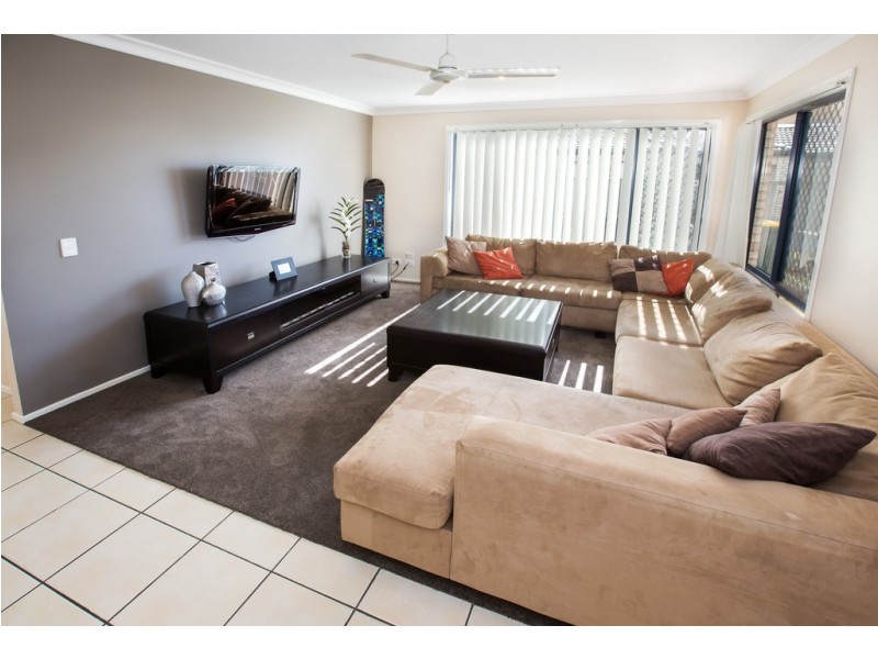 24 Village Way, Bracken Ridge QLD 4017