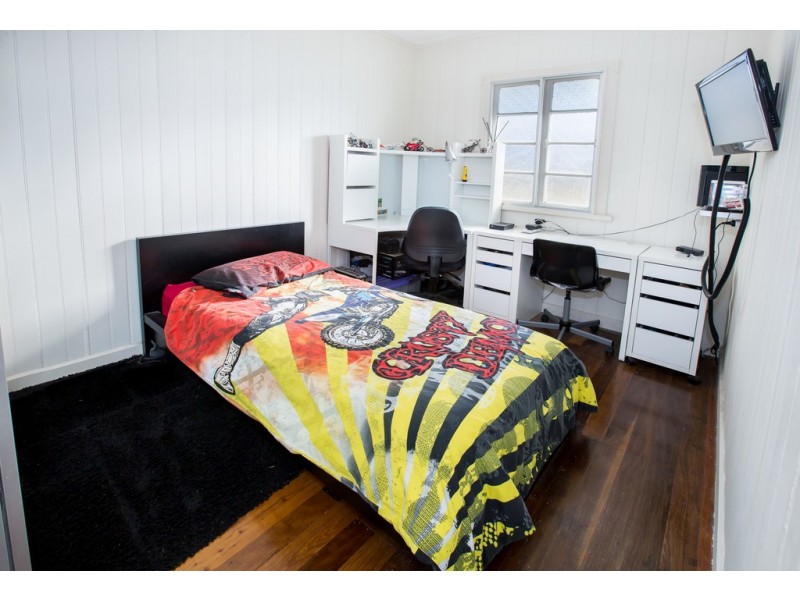 113 Turner Street, Scarborough QLD 4020