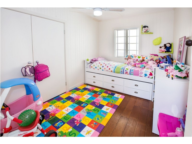 113 Turner Street, Scarborough QLD 4020