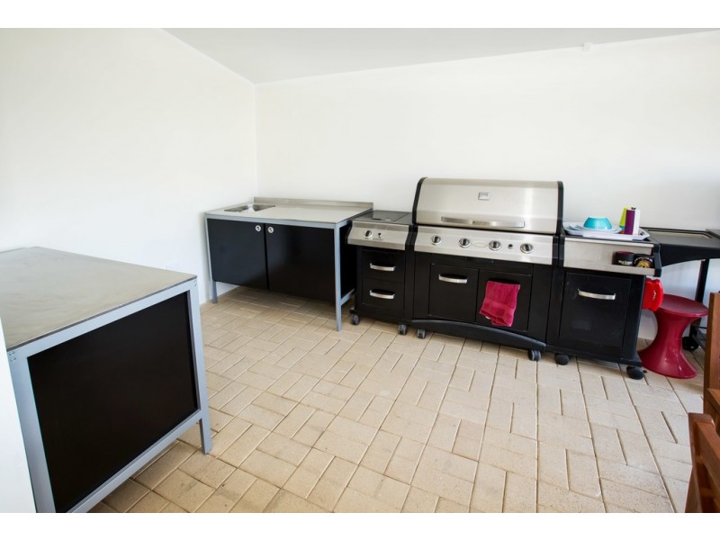 113 Turner Street, Scarborough QLD 4020