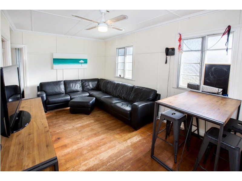 113 Turner Street, Scarborough QLD 4020