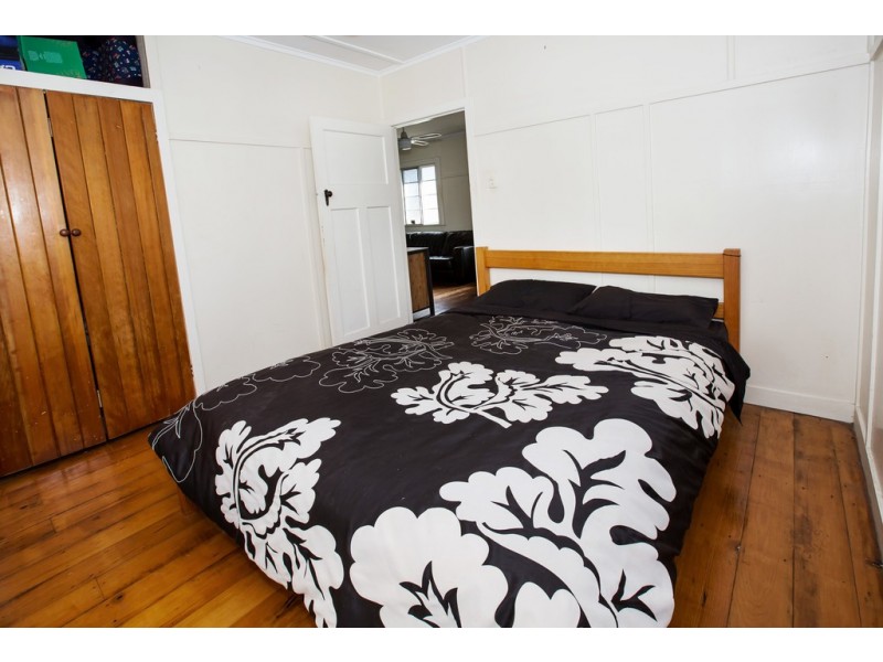 113 Turner Street, Scarborough QLD 4020