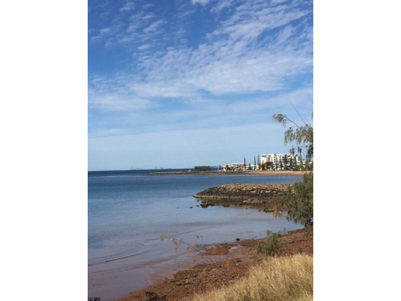 149 Flinders Parade, Scarborough QLD 4020
