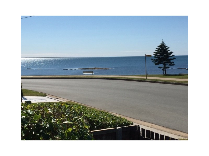 149 Flinders Parade, Scarborough QLD 4020