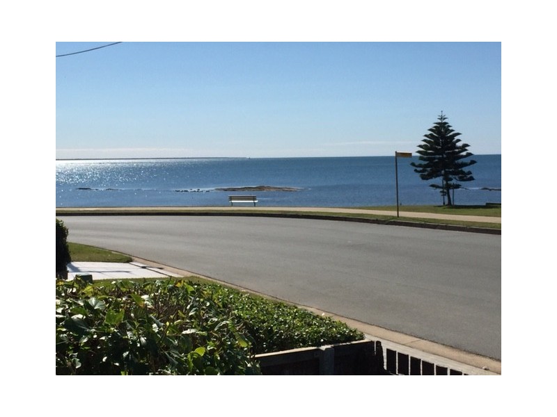 149 Flinders Parade, Scarborough QLD 4020