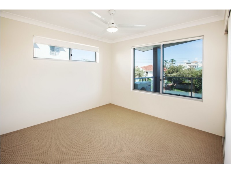 8/8-10 Georgina Street, Woody Point QLD 4019