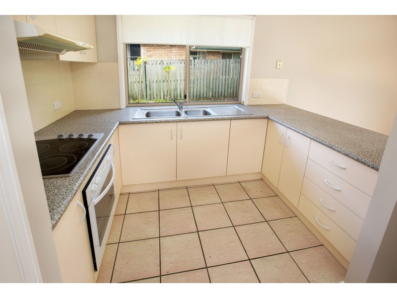 30 Homefield Street, Margate QLD 4019