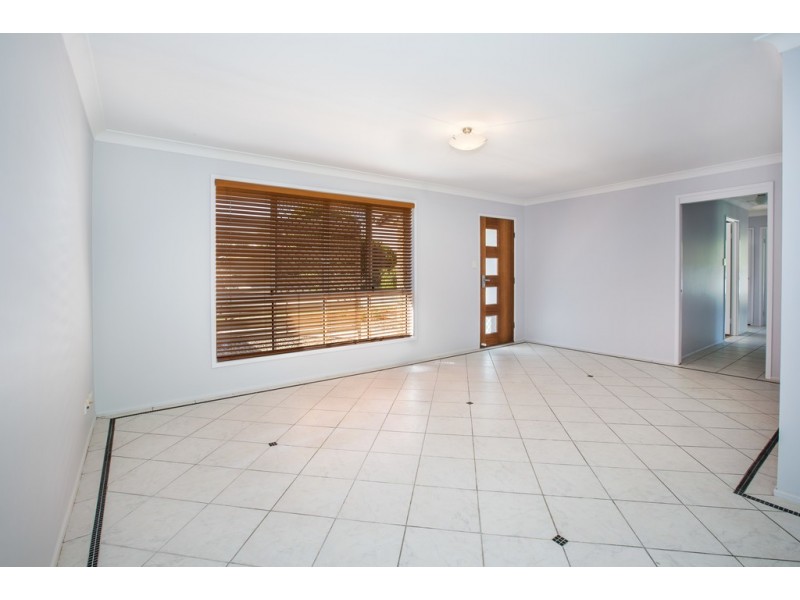 13 Talbot Drive, Kallangur QLD 4503