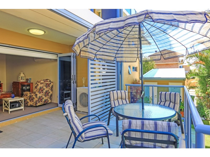 6/8-10 Georgina Street, Woody Point QLD 4019