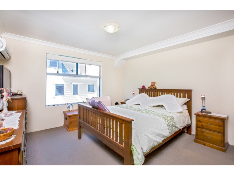 6/8-10 Georgina Street, Woody Point QLD 4019